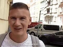 '  Czech Hunter 447 -  Tourist Gets Approached By Stranger & Offers Cash For Booty'