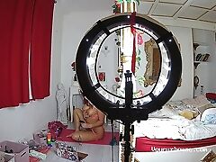 Lantaland - Hot Stunner Taunts Funbags On Web Cam